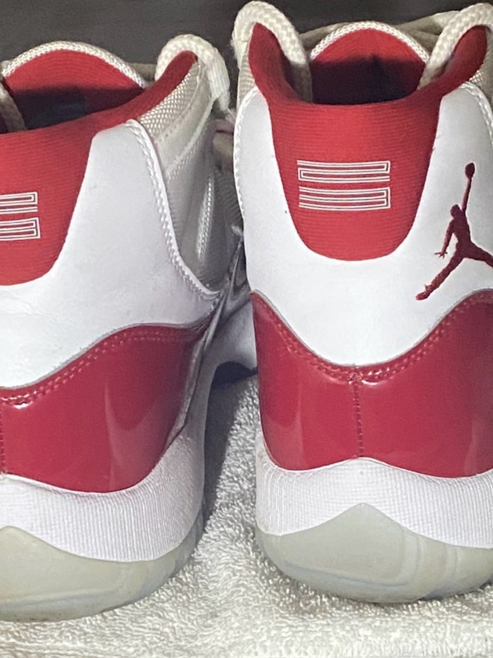 Size 10 - Jordan 11 Retro High Cherry - Picture 6 of 8